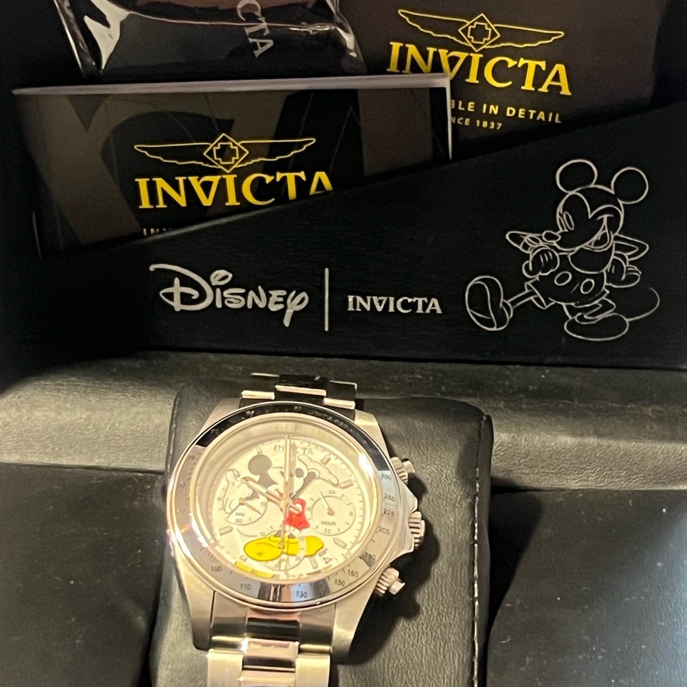 Invicta Silver Watch with Mickey Mouse Dial - Picture 3 of 14